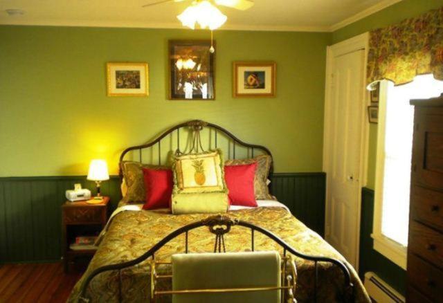 The Stirling House Waterfront Inn 그린포트 외부 사진